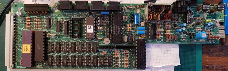 modified Sinclair QL PCB for bigger EPROM, without piggyback and ugly wires